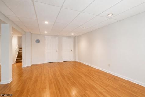 472 Summit Road Mountainside NJ 07092