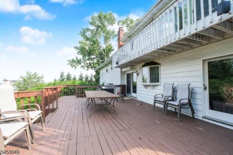472 Summit Road Mountainside NJ 07092