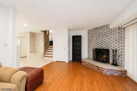 472 Summit Road Mountainside NJ 07092
