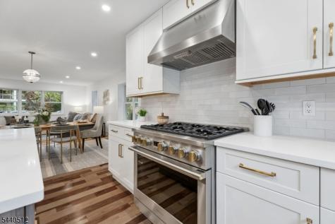 941 Lincoln Avenue E Cranford NJ 07016