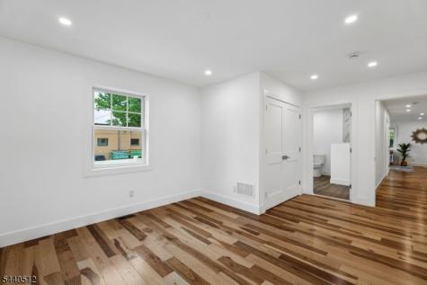 941 Lincoln Avenue E Cranford NJ 07016