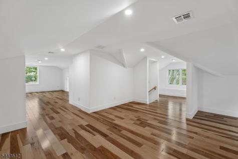941 Lincoln Avenue E Cranford NJ 07016