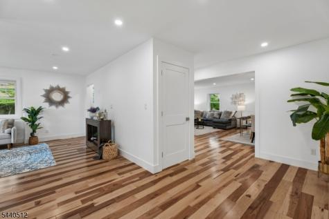 941 Lincoln Avenue E Cranford NJ 07016