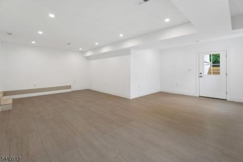 941 Lincoln Avenue E Cranford NJ 07016