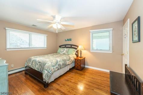 320 Lakeside Avenue Hopatcong NJ 07821
