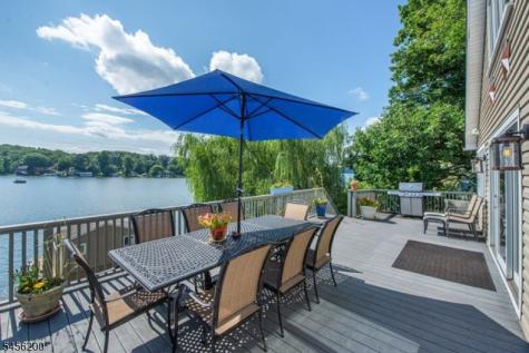320 Lakeside Avenue Hopatcong NJ 07821