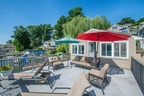 320 Lakeside Avenue Hopatcong NJ 07821