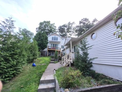121 Maxim Drive Hopatcong NJ 07843