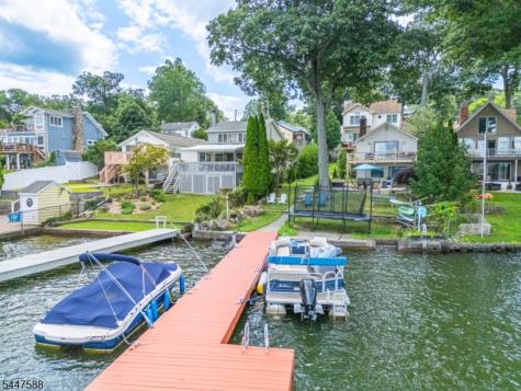121 Maxim Drive Hopatcong NJ 07843