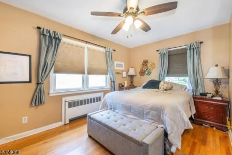 110 Overlook Avenue East Hanover NJ 07936