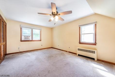 110 Overlook Avenue East Hanover NJ 07936