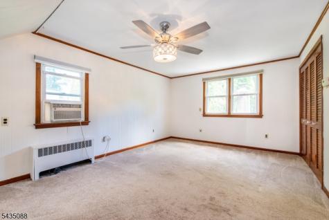 110 Overlook Avenue East Hanover NJ 07936