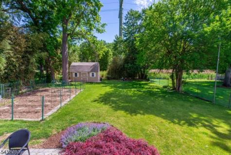 110 Overlook Avenue East Hanover NJ 07936