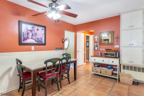 110 Overlook Avenue East Hanover NJ 07936
