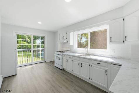 1104 N Washington Avenue Green Brook NJ 08812