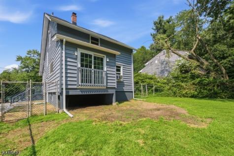 1104 N Washington Avenue Green Brook NJ 08812