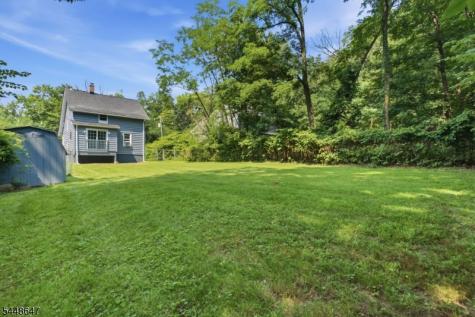 1104 N Washington Avenue Green Brook NJ 08812
