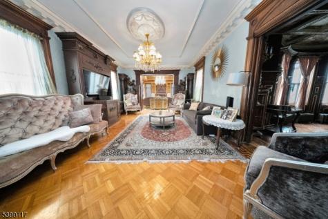 1 Hamilton Avenue Weehawken NJ 07086