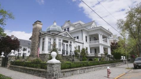 1 Hamilton Avenue Weehawken NJ 07086