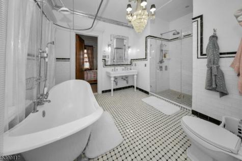 1 Hamilton Avenue Weehawken NJ 07086
