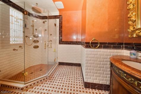 1 Hamilton Avenue Weehawken NJ 07086
