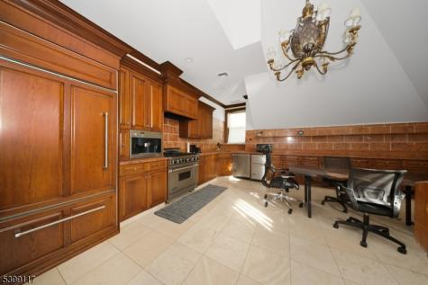 1 Hamilton Avenue Weehawken NJ 07086