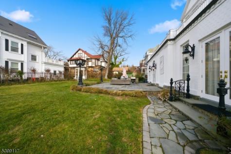 1 Hamilton Avenue Weehawken NJ 07086