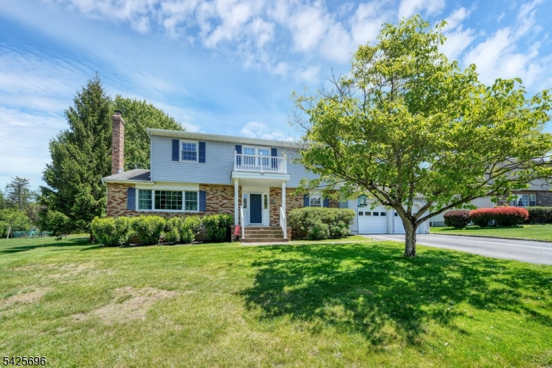30 Aldersgate Circle Mount Olive NJ 07828