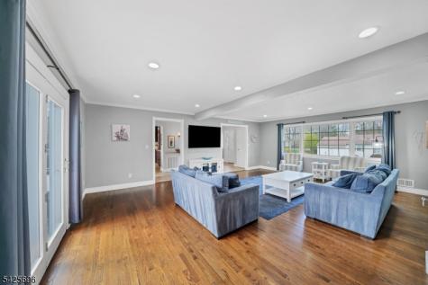 30 Aldersgate Circle Mount Olive NJ 07828