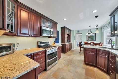 30 Aldersgate Circle Mount Olive NJ 07828