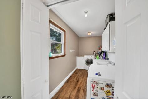 30 Aldersgate Circle Mount Olive NJ 07828