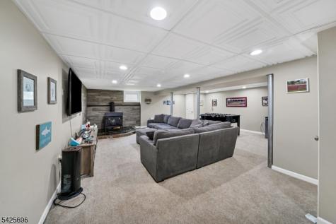 30 Aldersgate Circle Mount Olive NJ 07828