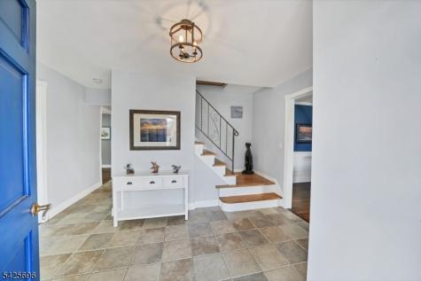 30 Aldersgate Circle Mount Olive NJ 07828