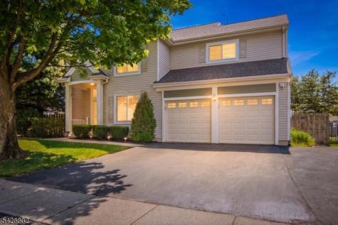 27 Country Lake Drive Jefferson NJ 07438