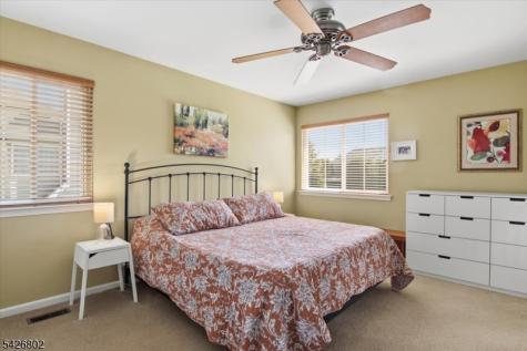 27 Country Lake Drive Jefferson NJ 07438