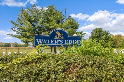 27 Country Lake Drive Jefferson NJ 07438