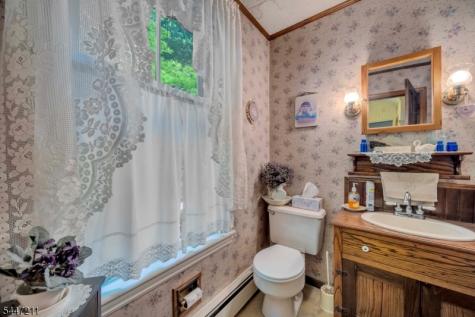 438 Church Road Holland NJ 08848