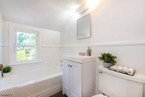 17 Luddington Road West Orange NJ 07052