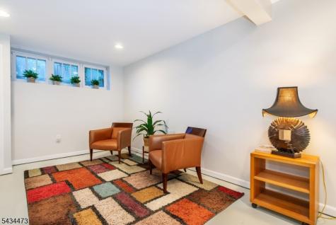 17 Luddington Road West Orange NJ 07052