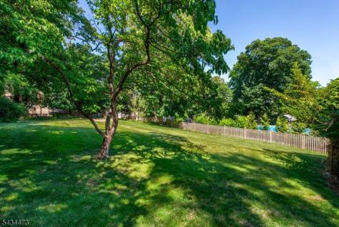 17 Luddington Road West Orange NJ 07052