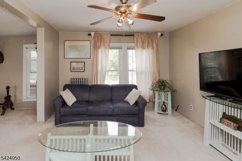 55 Valley Street Knowlton NJ 07832