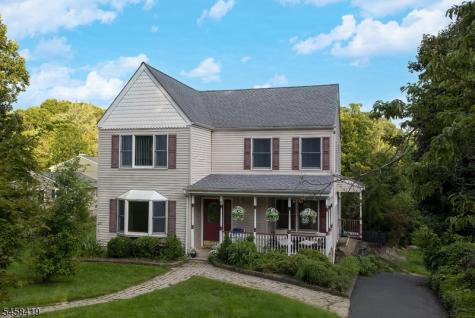 6 Helen Street Hopatcong NJ 07874