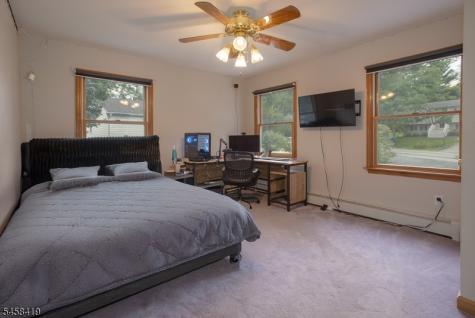 6 Helen Street Hopatcong NJ 07874