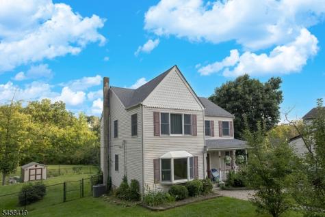 6 Helen Street Hopatcong NJ 07874