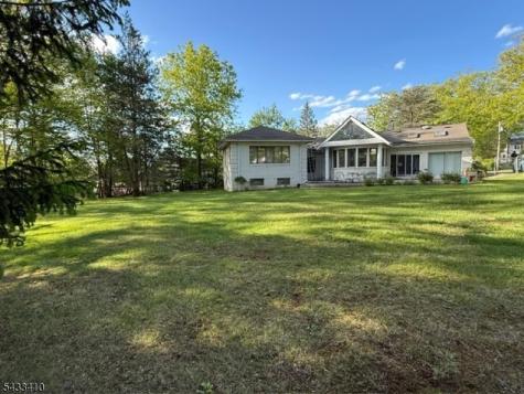 181 W Hobart Gap Road Livingston NJ 07039