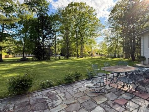 181 W Hobart Gap Road Livingston NJ 07039