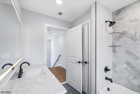 34 Zazzetti Street Waldwick NJ 07463