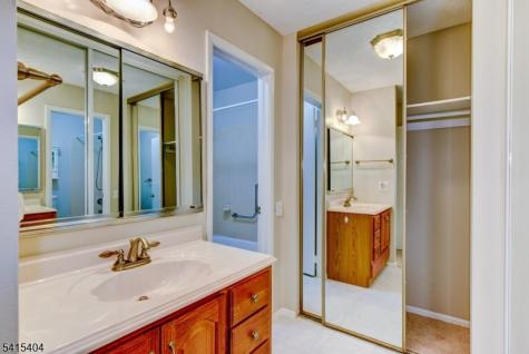 272 Convent Road Monroe NJ 08831