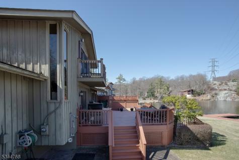 5 Marine Terrace Byram NJ 07871