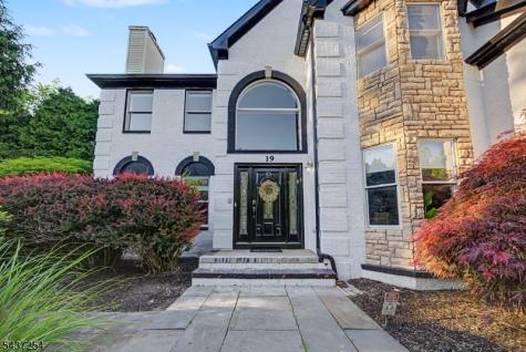 19 Trout Brook Lane Randolph NJ 07945